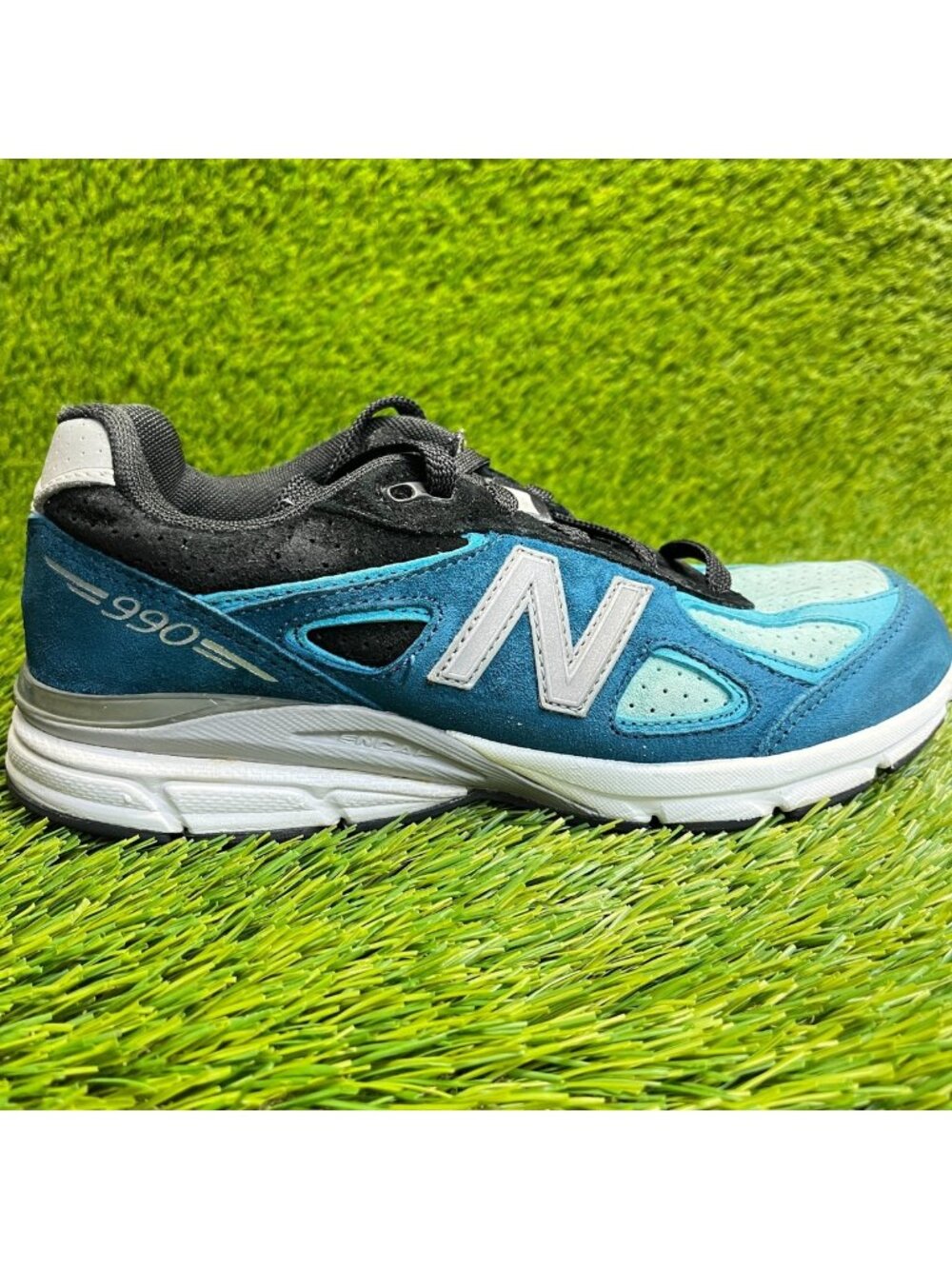 New Balance 990v4 Boys Size 5.5Y Blue White Athletic Running Shoes Sneakers